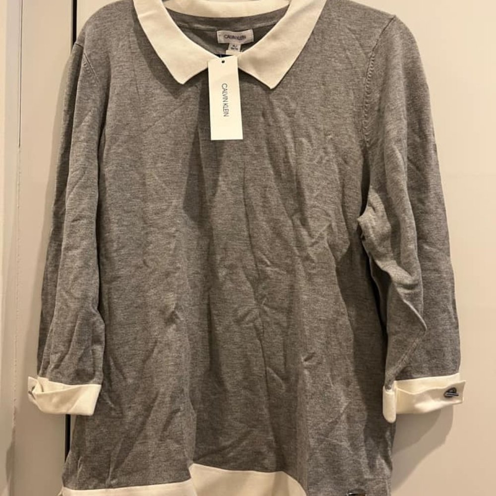 Calvin Klein Grey Collared Sweater (Size XL)